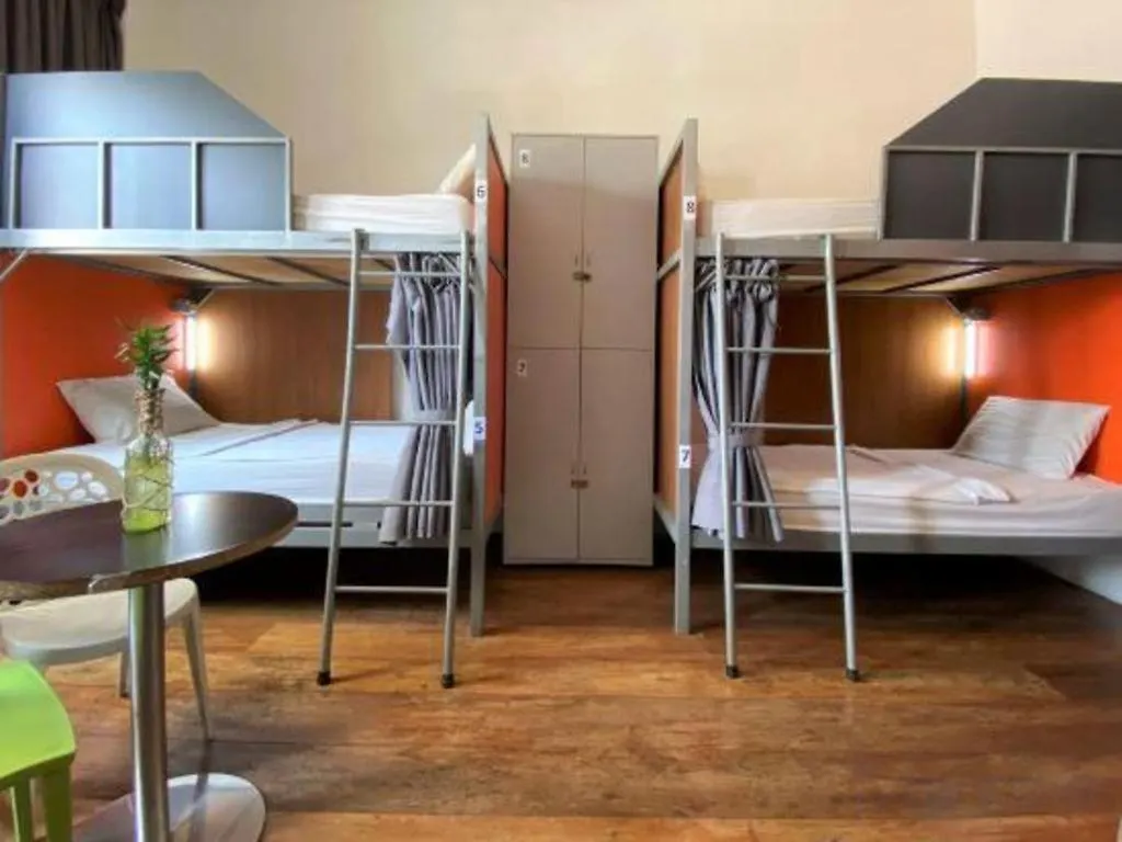 Spot On 90194 Lincoln'S Backpacker'S Hotell George Town 2*,  Malaysia
