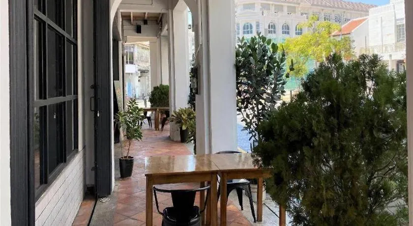 Spot On 90194 Lincoln'S Backpacker'S Hotell George Town