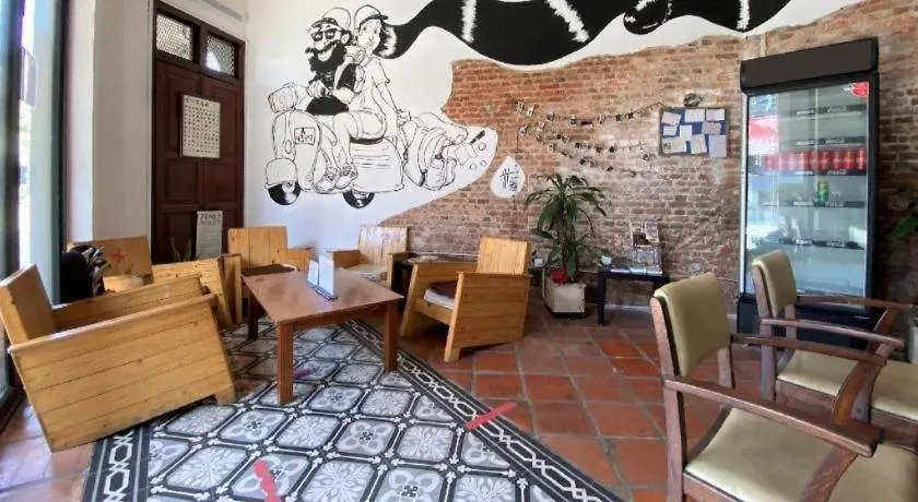 Spot On 90194 Lincoln'S Backpacker'S Hotell George Town